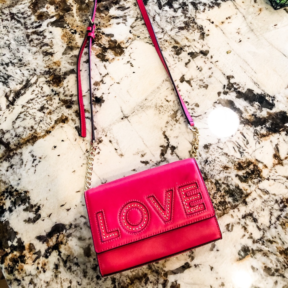 NWOT Michel Kors Ruby Love Medium Crossbody Clutch